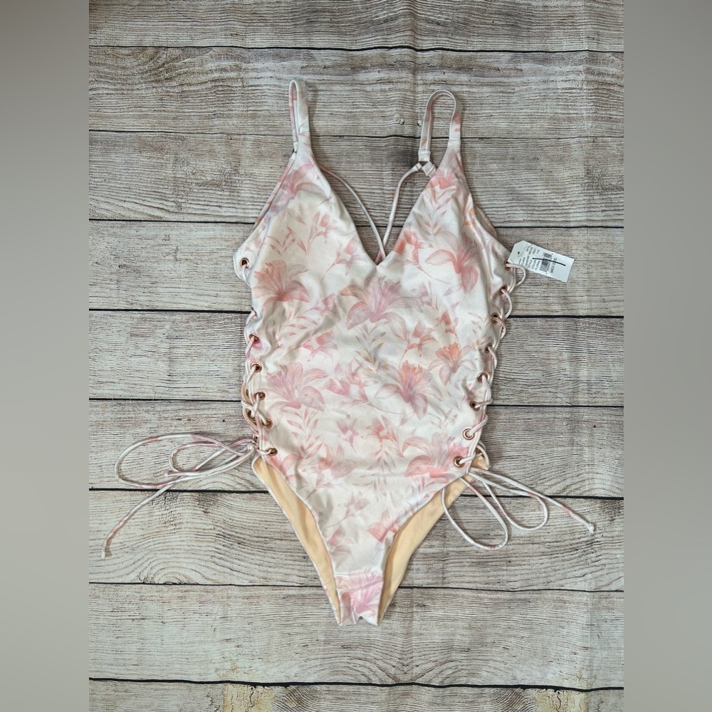 LA HEARTS FLORAL ONE PIECE SWIMSUIT